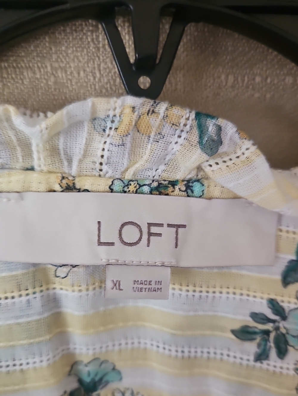 EUC LOFT Blouse - Picture 2 of 6